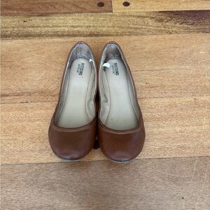 Women’s Brown Flats